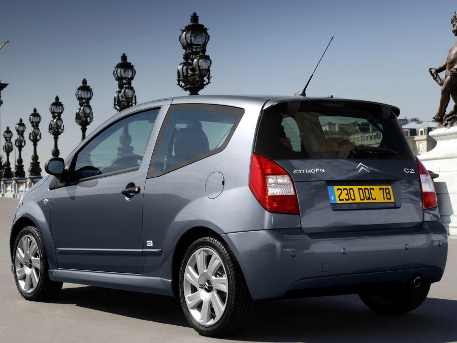  Citroen C2 So Chic 2006 года  (фото 3 из 3)